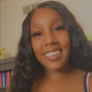 Meet your Posher, Teja